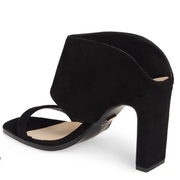 42 GOLD Genuine Leather B
Suede Strap Sandals - Picture 4 of 4